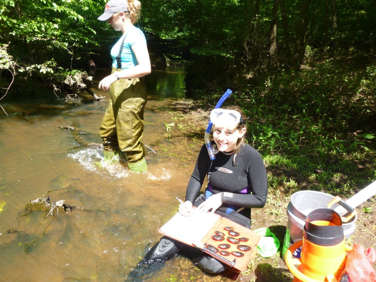 CMI's Caitlin Carey conducting a mussel survey